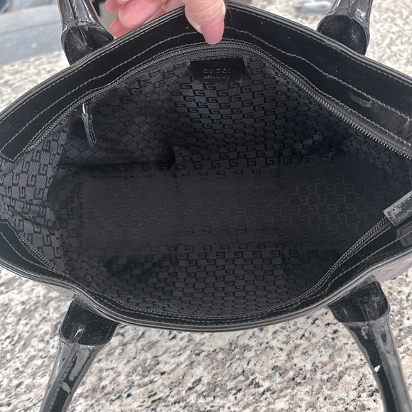 Gucci Sherry Line Black & White Patent Leather Canvas Shoulder Tote - Picture 12 of 16